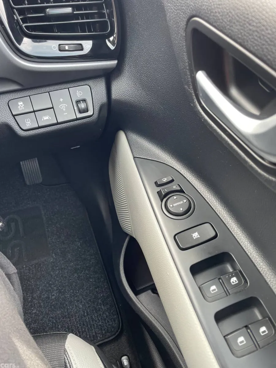 Kia Stonic Estate/Jeep, Diesel, 2018, Black