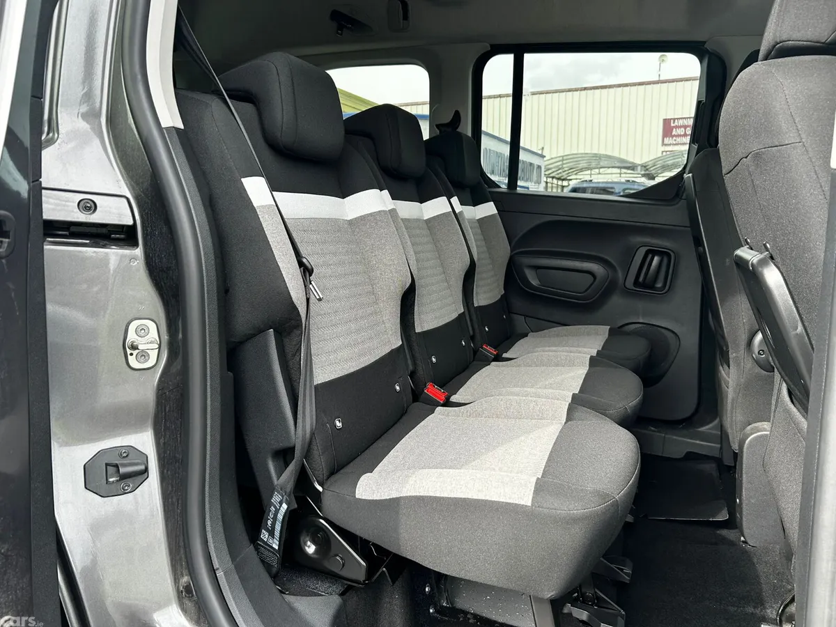 Citroen Berlingo MPV, Diesel, 2024, Grey