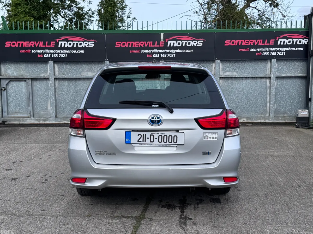 Toyota Corolla Estate, Petrol Hybrid, 2021, Silver