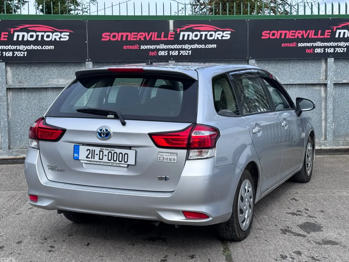 Toyota Corolla Estate, Petrol Hybrid, 2021, Silver