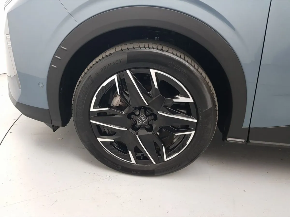 Peugeot 3008 MPV, Petrol, 2025, Blue