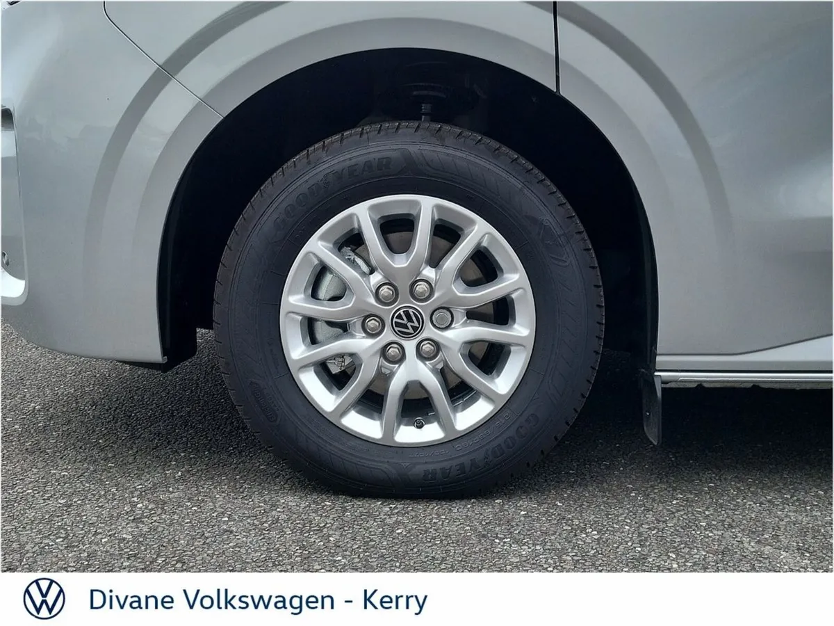 Volkswagen Caravelle MPV, Petrol Plug-in Hybrid, 2027, Silver
