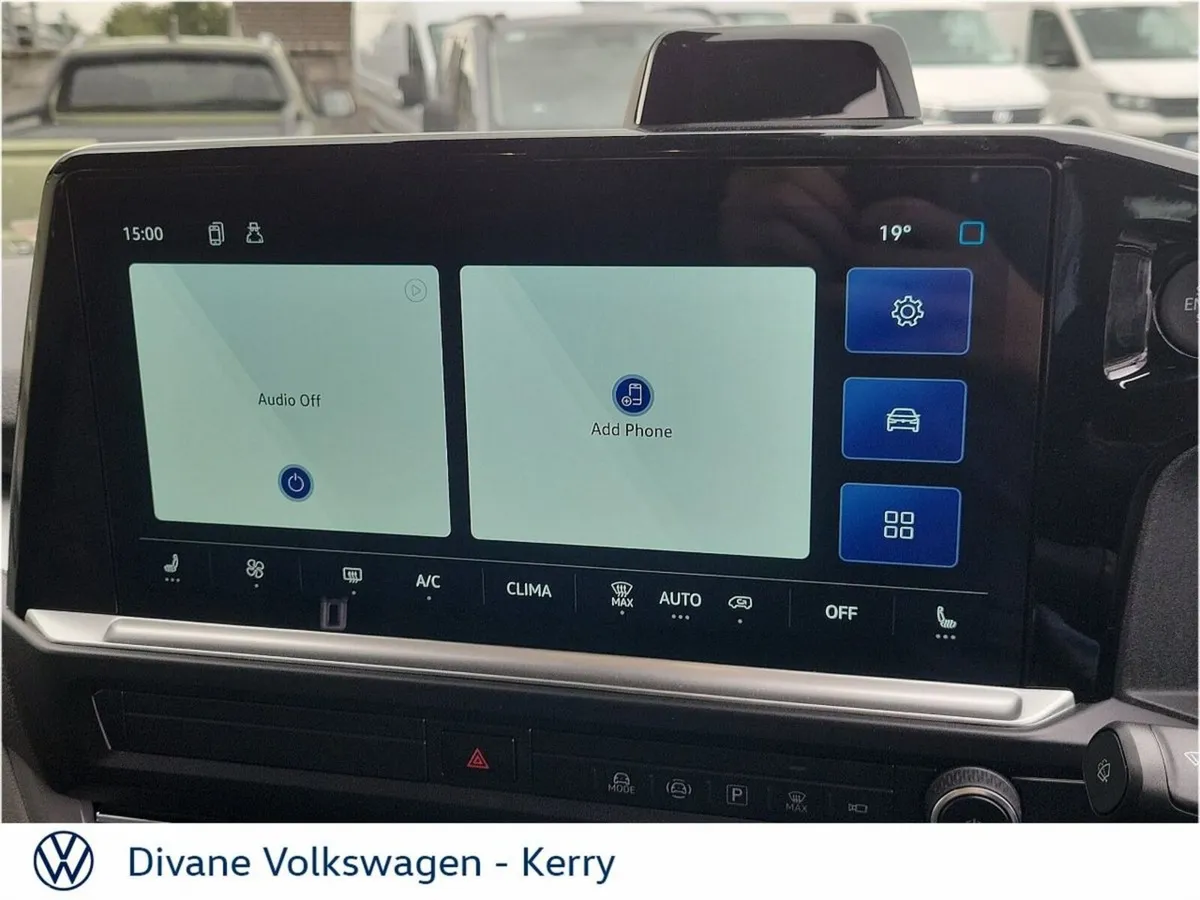 Volkswagen Caravelle MPV, Petrol Plug-in Hybrid, 2027, Silver