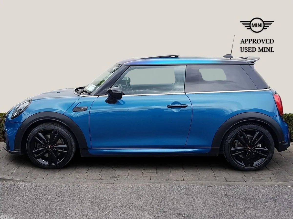 Mini Cooper Hatchback, Petrol, 2022, Blue