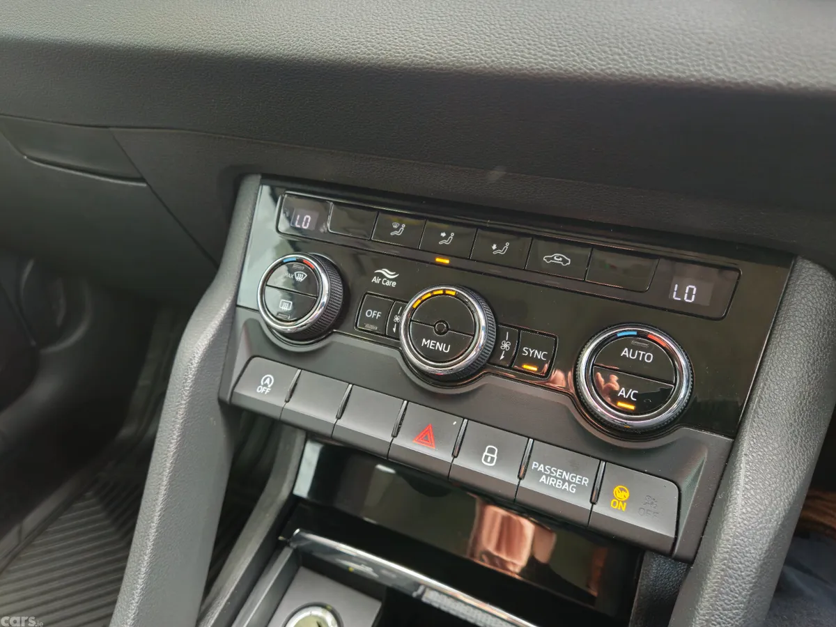 Skoda Karoq Estate/Jeep, Diesel, 2021, Grey