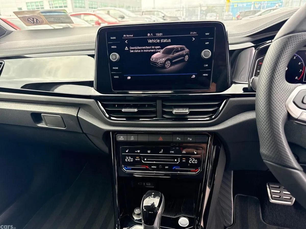 Volkswagen T-Roc SUV, Petrol, 2025, Black