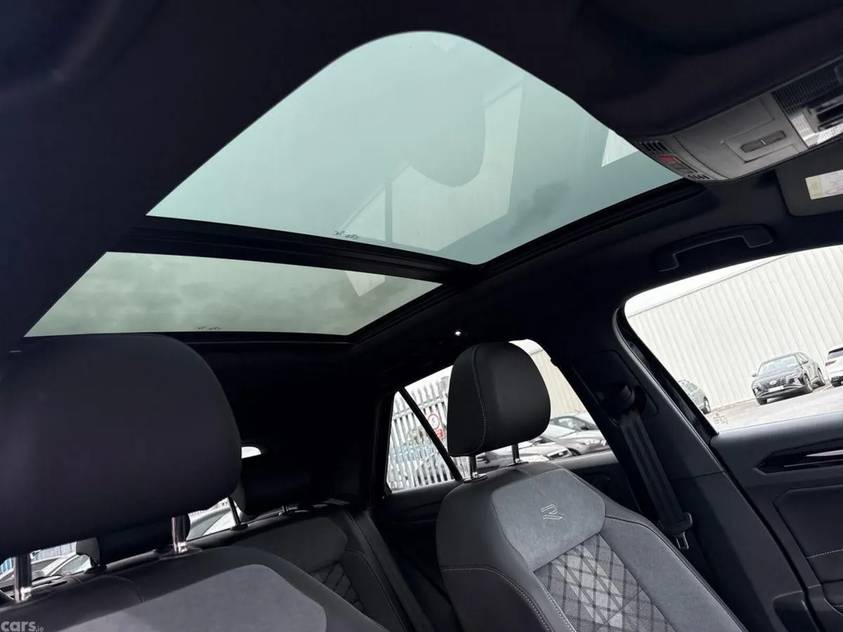 Volkswagen T-Roc SUV, Petrol, 2025, Black