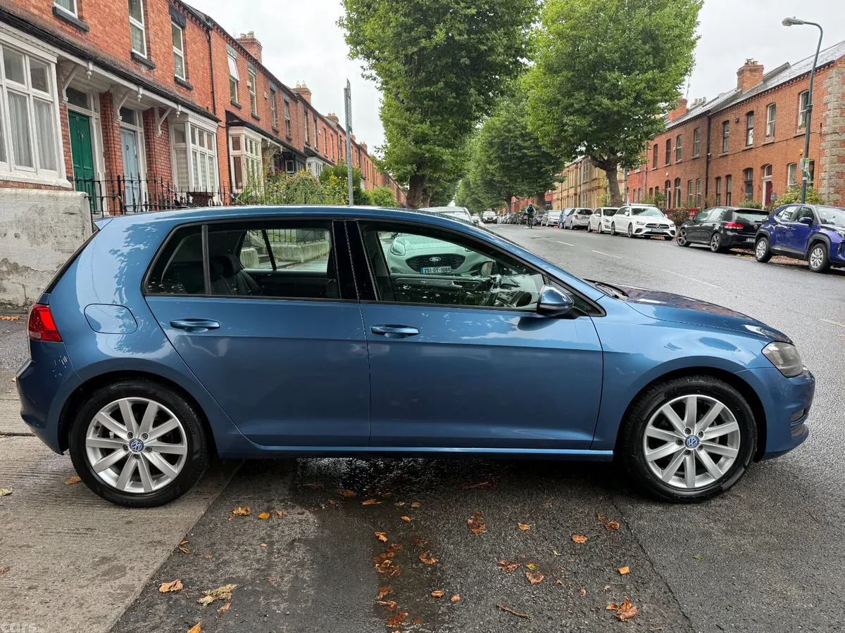 Volkswagen Golf Hatchback, Petrol, 2015, Blue