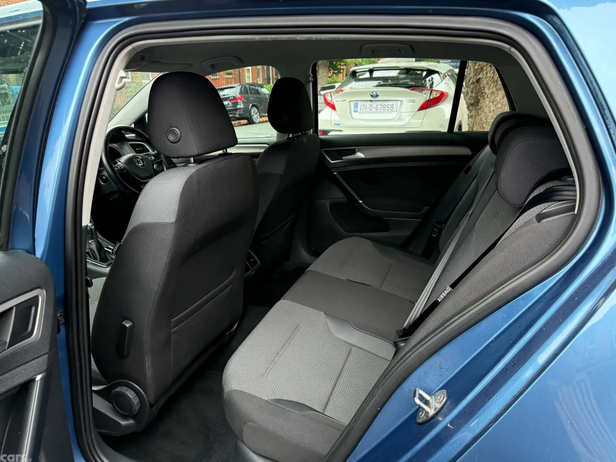 Volkswagen Golf Hatchback, Petrol, 2015, Blue