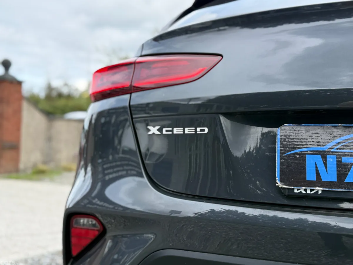 Kia XCeed Hatchback, Petrol Plug-in Hybrid, 2022, Grey