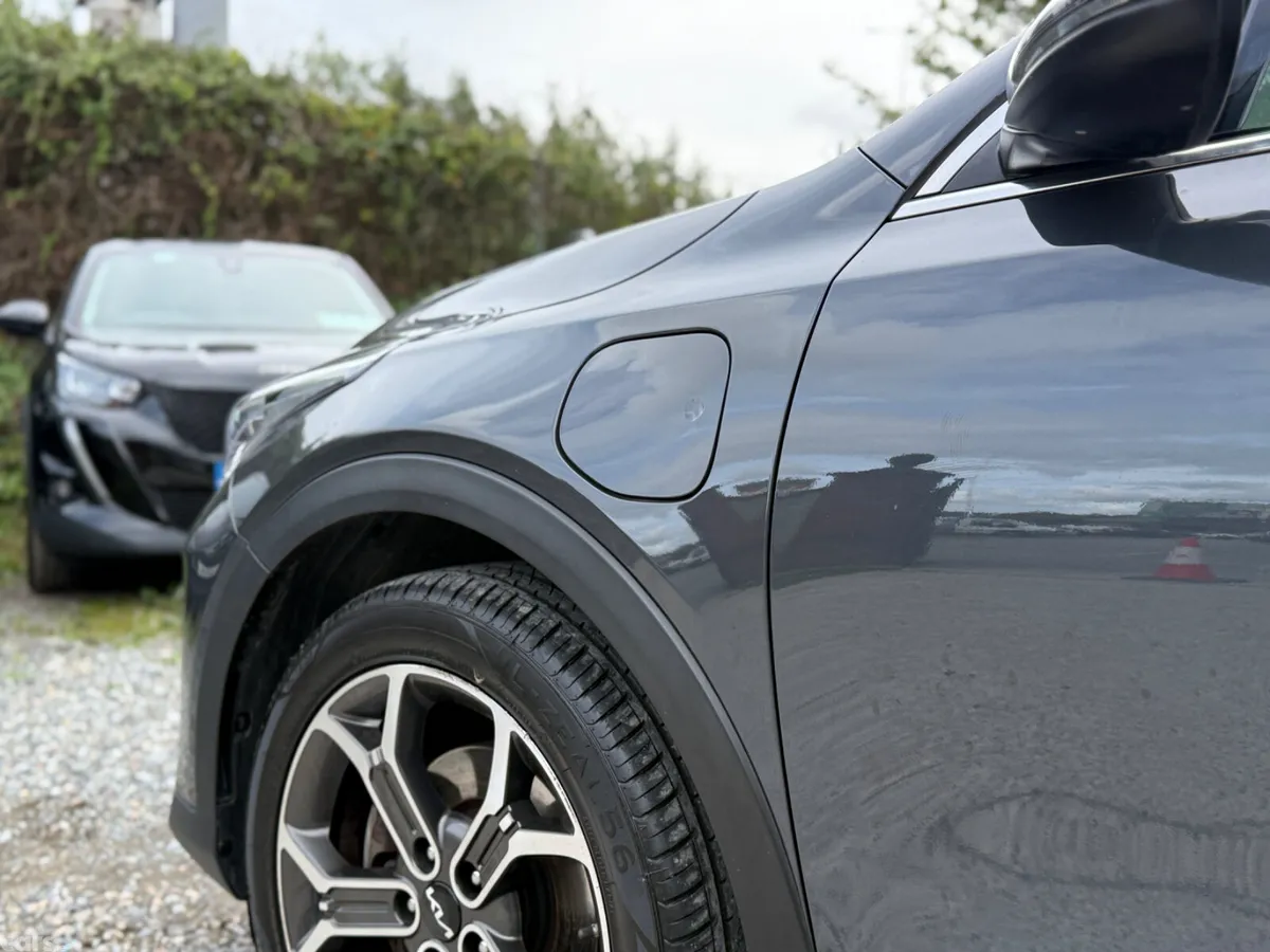 Kia XCeed Hatchback, Petrol Plug-in Hybrid, 2022, Grey