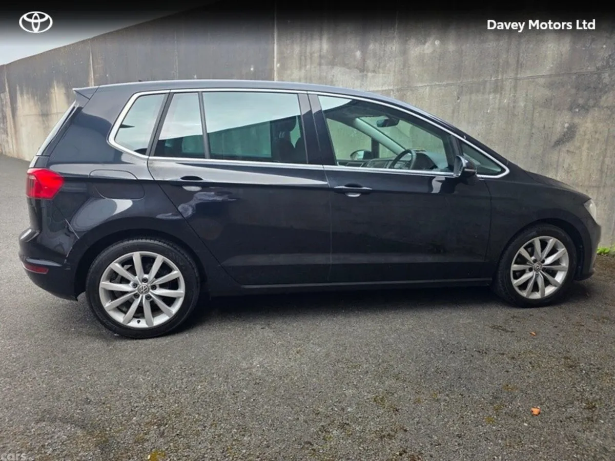 Volkswagen Golf Hatchback, Petrol, 2017, Black