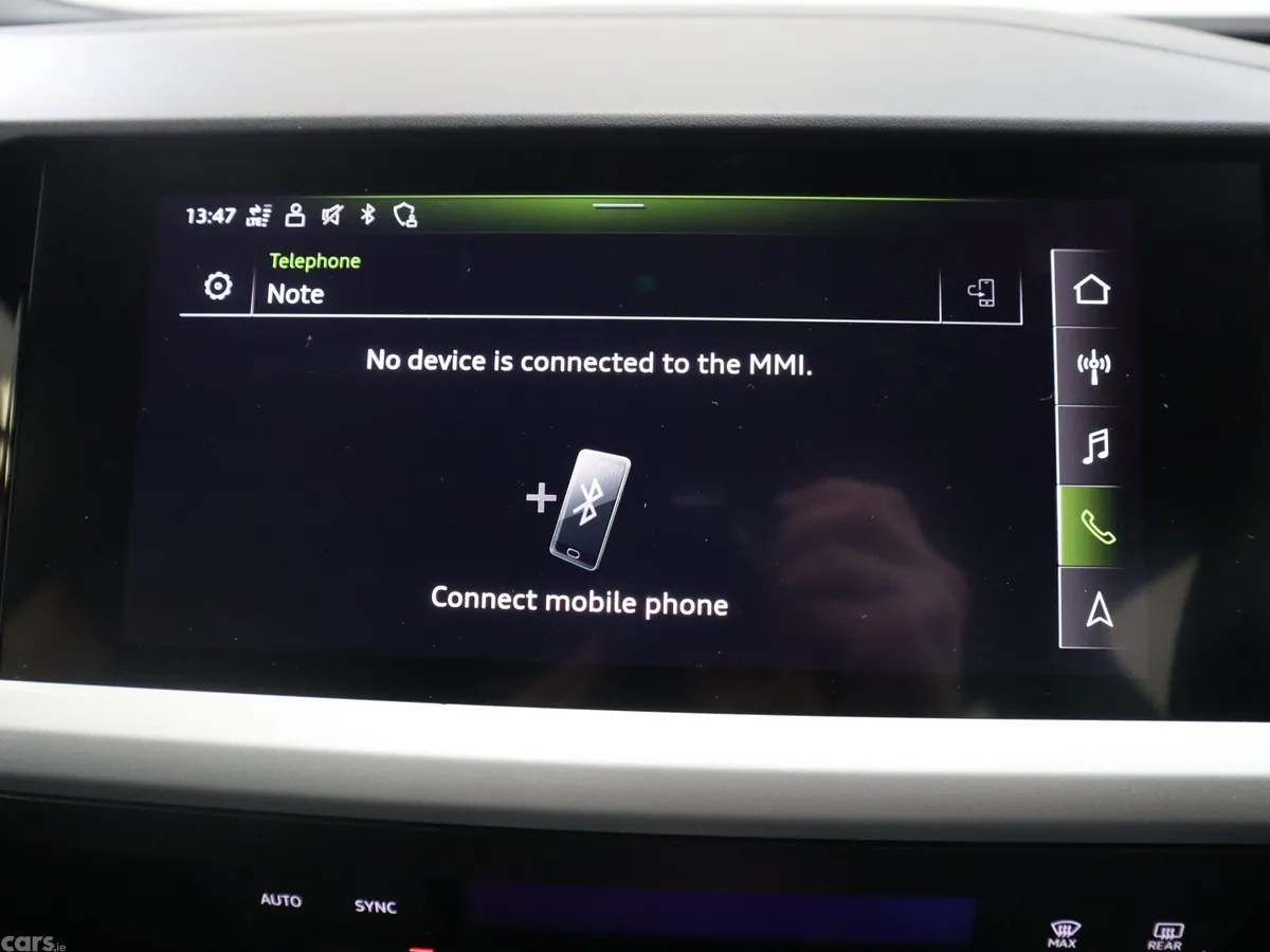 Audi e-tron Estate/Jeep, Electric, 2023, Blue