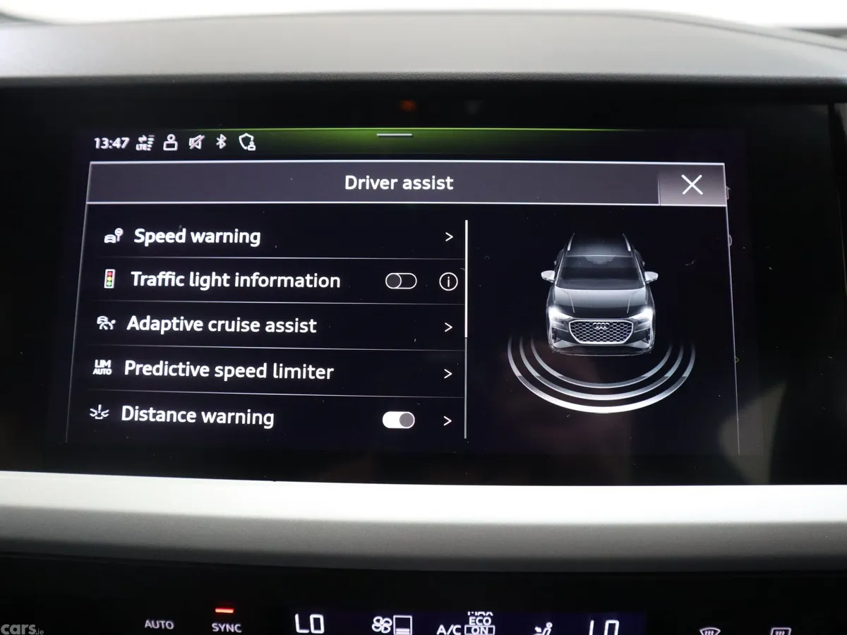 Audi e-tron Estate/Jeep, Electric, 2023, Blue