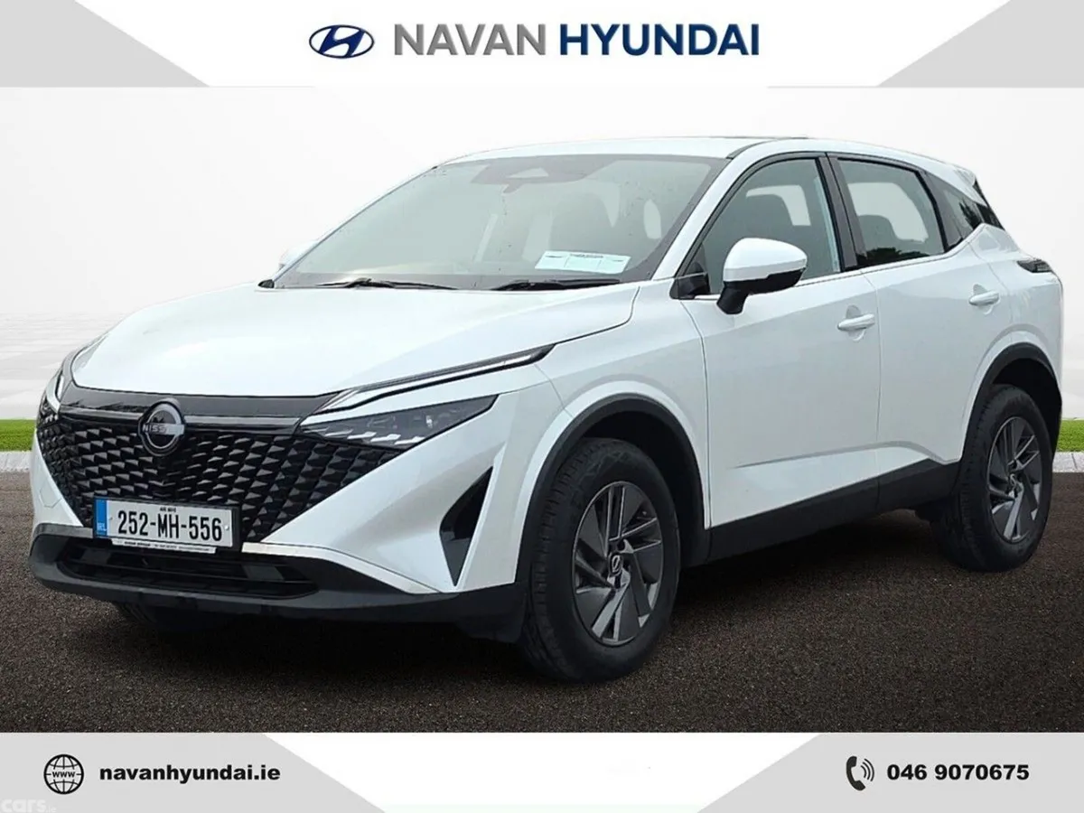 Nissan Qashqai MPV, Petrol, 2025, White