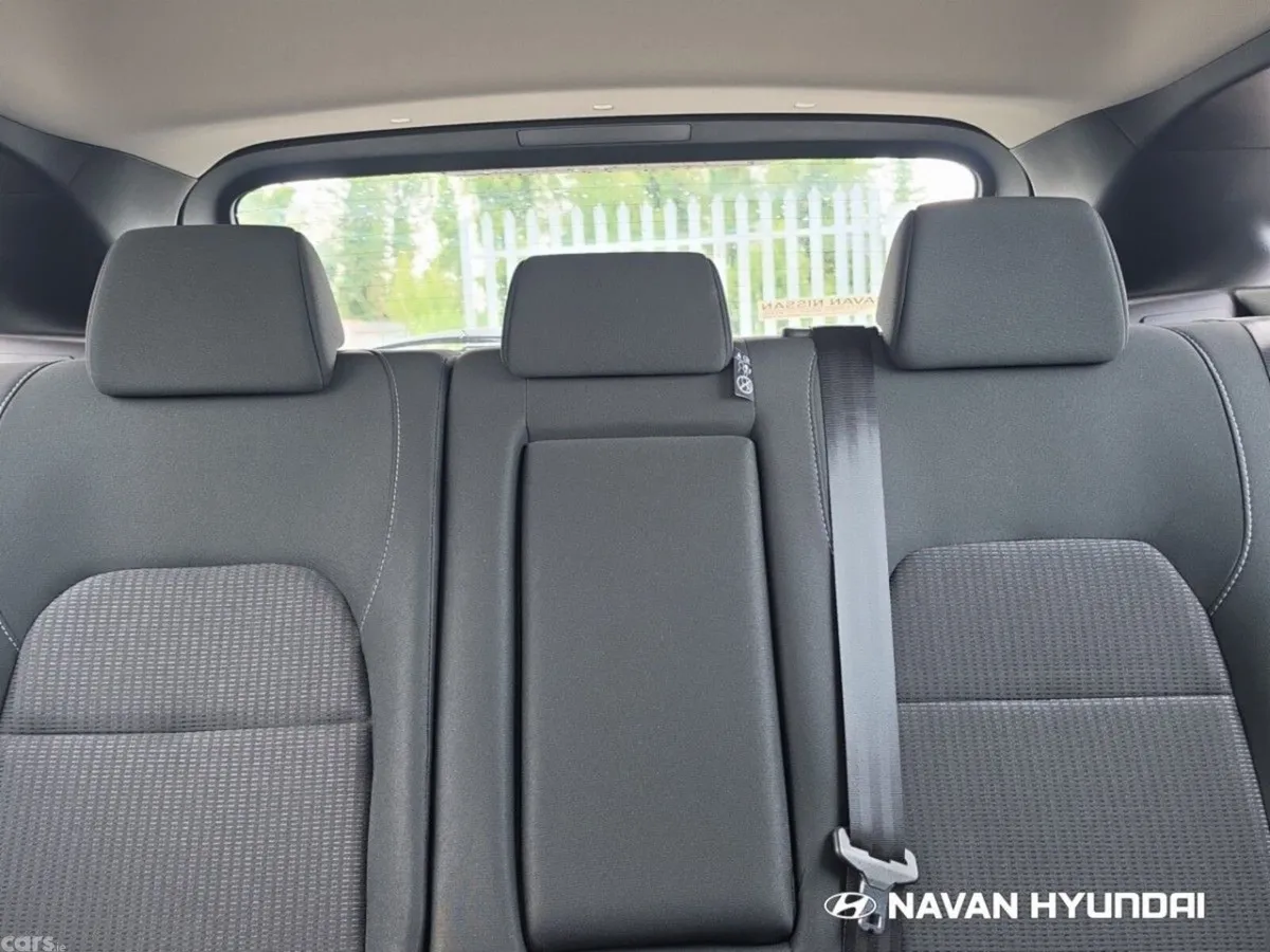Nissan Qashqai MPV, Petrol, 2025, White