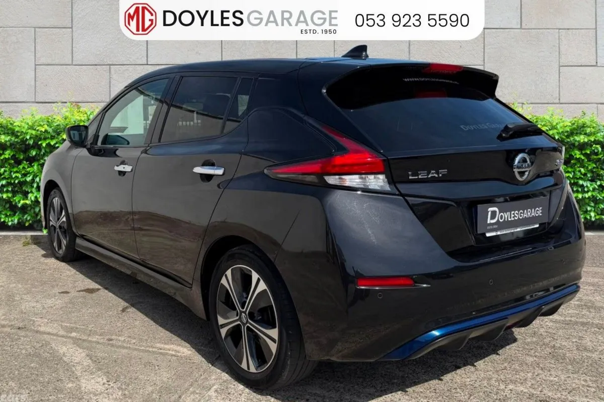 Nissan Leaf Hatchback, Electric, 2022, Black