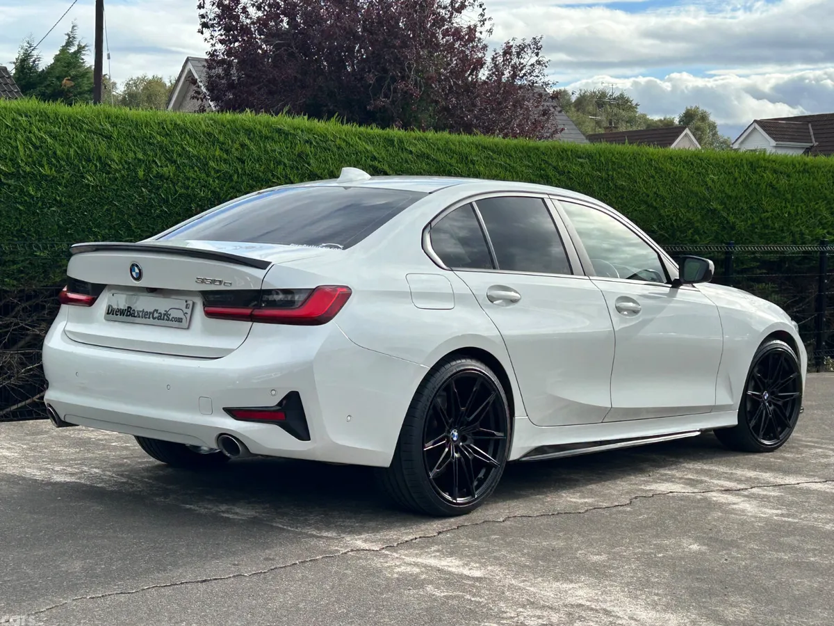 BMW 3-Series Saloon, Petrol Hybrid, 2020, White