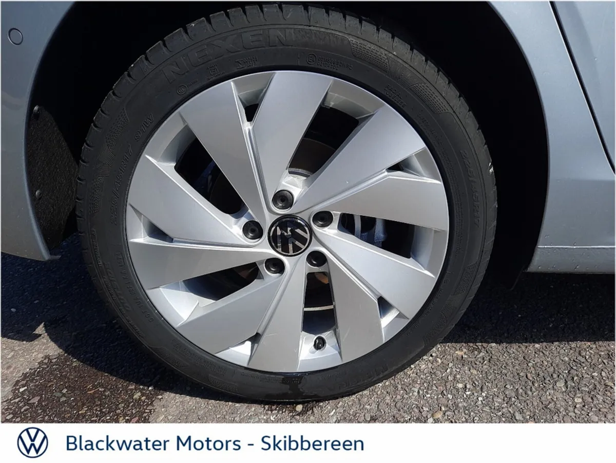 Volkswagen Golf Hatchback, Petrol Plug-in Hybrid, 2026, Grey