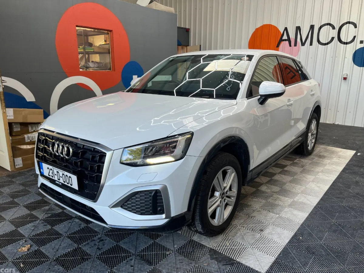 Audi Q2 SUV, Petrol, 2023, White