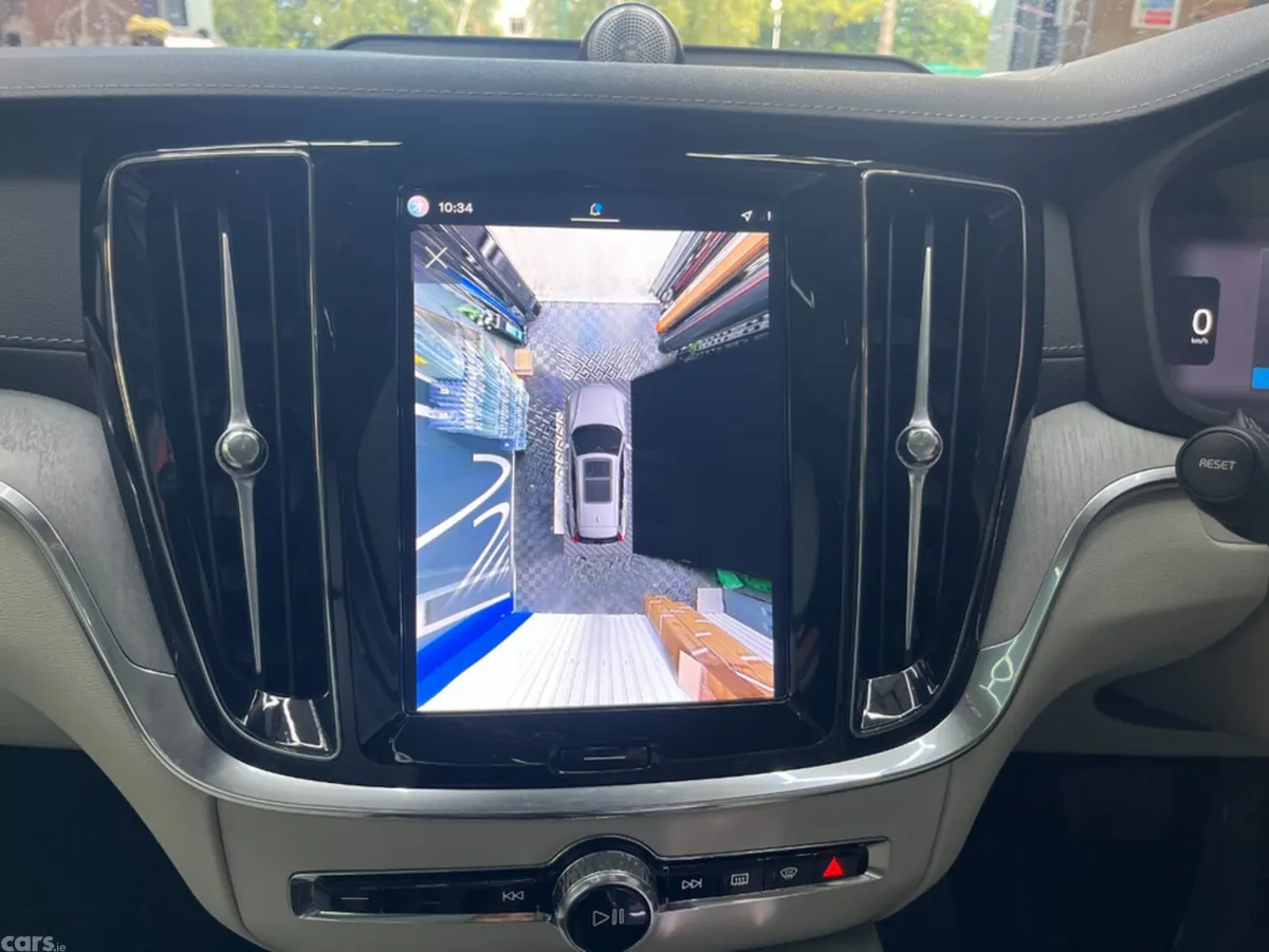 Volvo V60 Estate, Petrol Hybrid, 2025, White