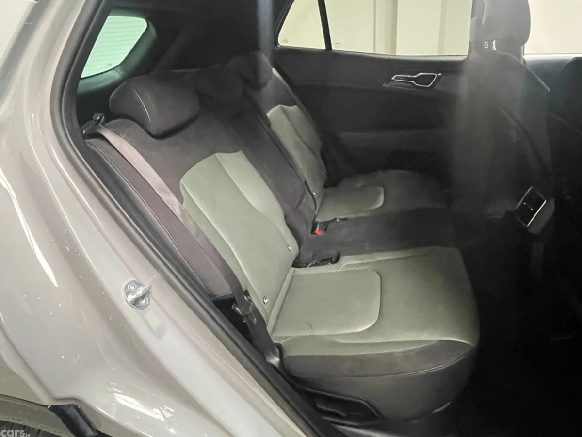 Kia Sportage SUV, Petrol Hybrid, 2024, Grey
