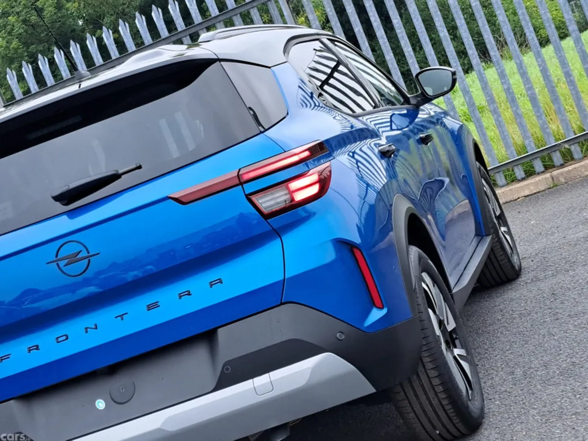 Opel Frontera SUV, Petrol Hybrid, 2027, Blue