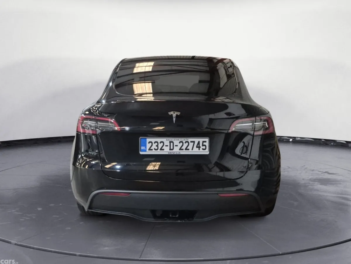 Tesla Model Y MPV, Electric, 2023, Black