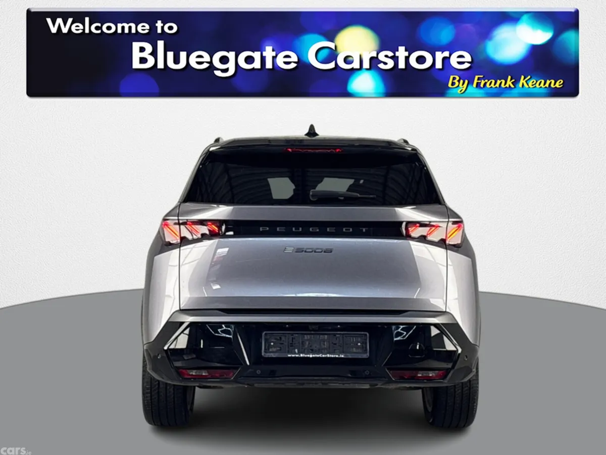 Peugeot 5008 Hatchback, Electric, 2025, Grey