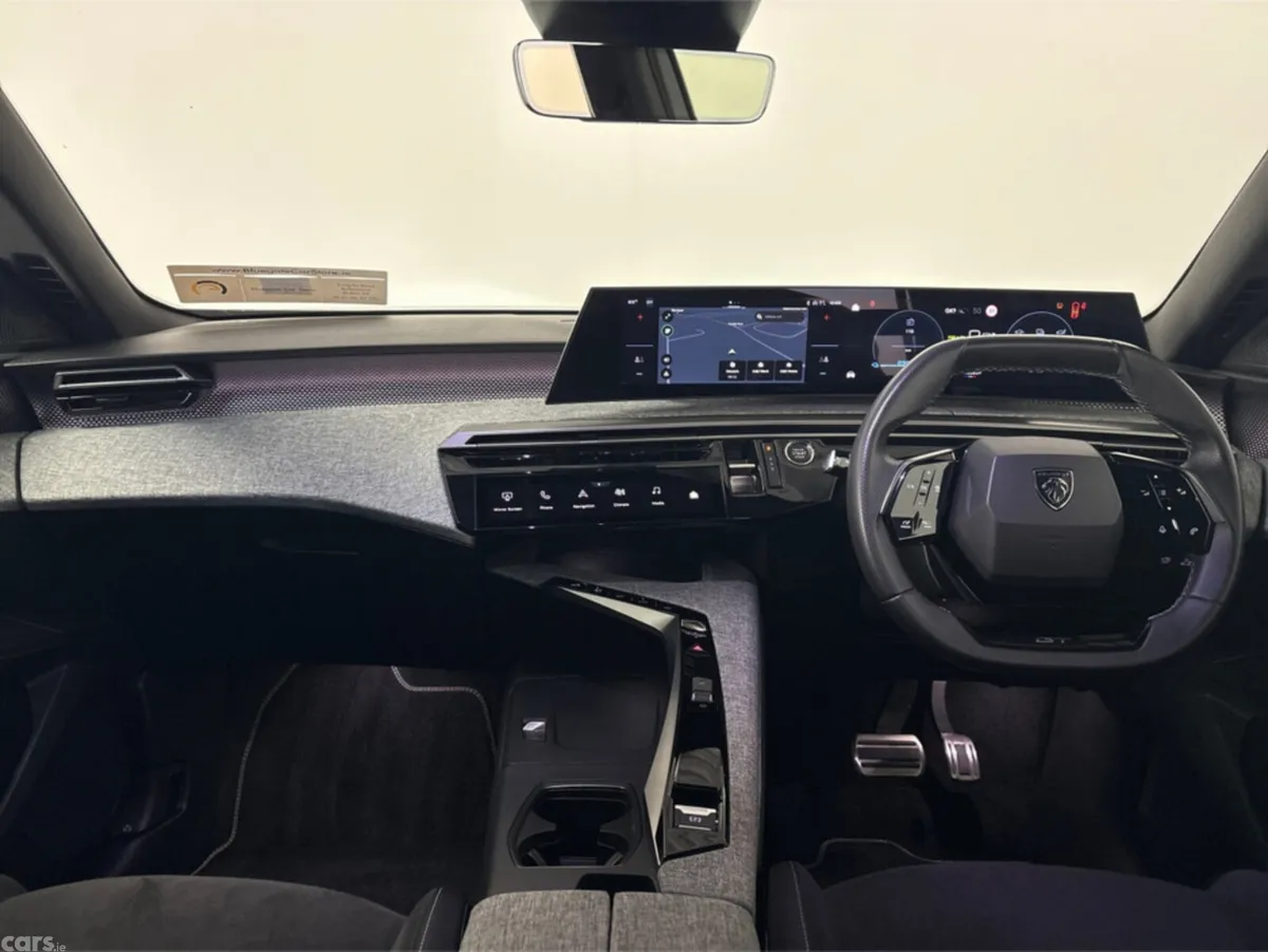 Peugeot 5008 Hatchback, Electric, 2025, Grey