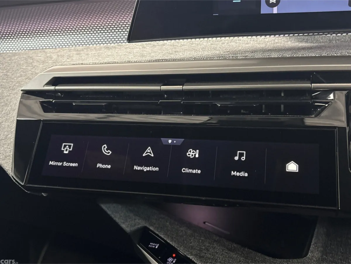 Peugeot 5008 Hatchback, Electric, 2025, Grey