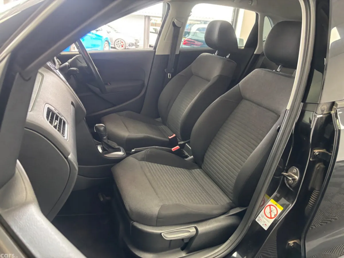 Volkswagen Polo Hatchback, Petrol, 2013, Black