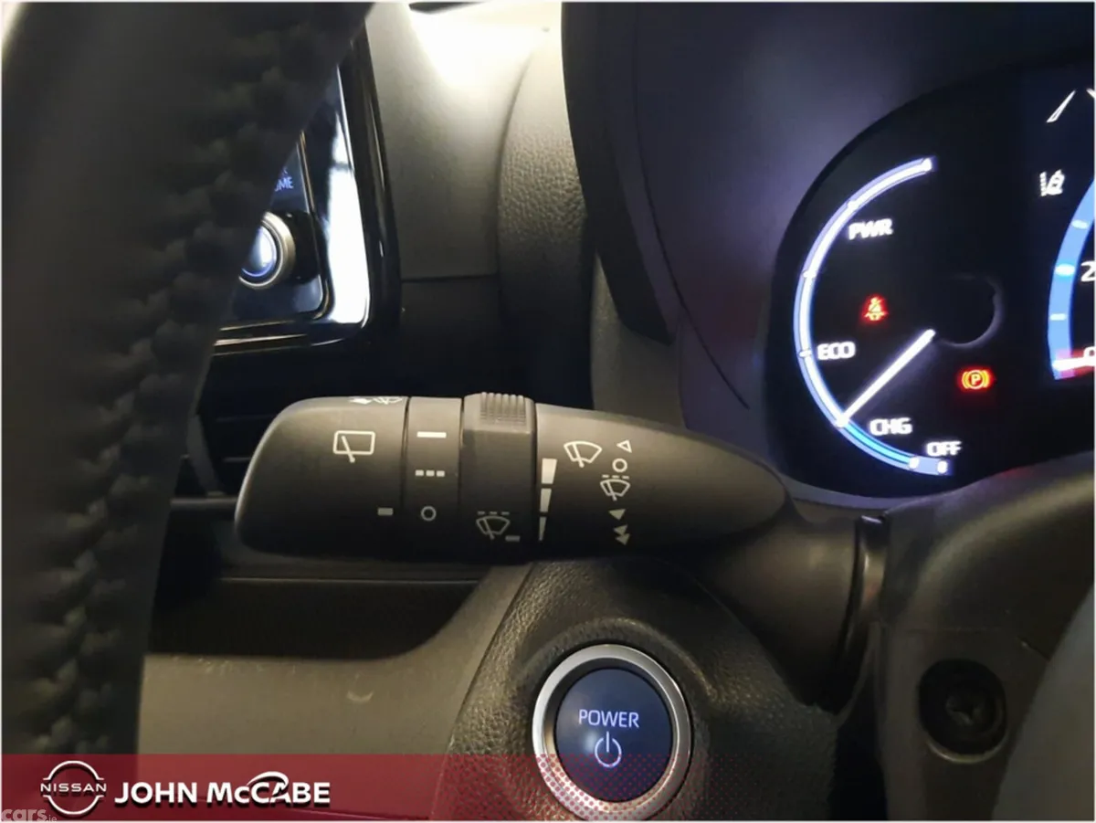 Toyota Yaris Cross SUV, Petrol Hybrid, 2023, Black
