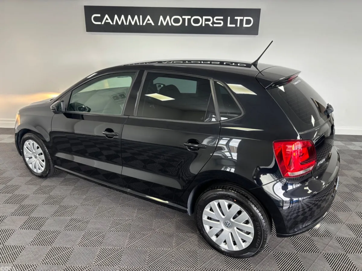 Volkswagen Polo Hatchback, Petrol, 2013, Black