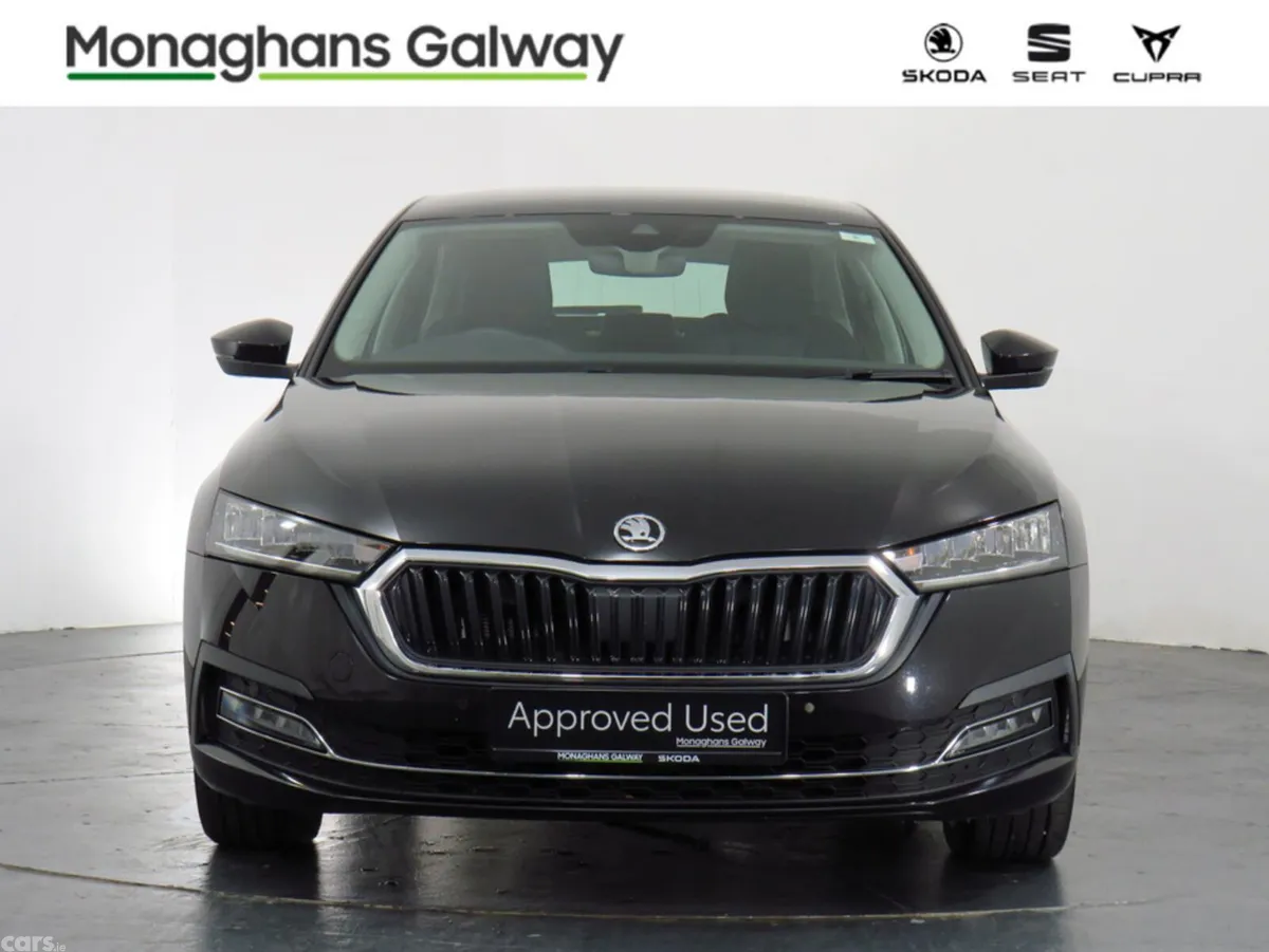 Skoda Octavia Hatchback, Diesel, 2021, Black