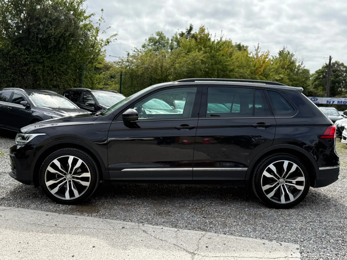 Volkswagen Tiguan SUV, Diesel, 2023, Black