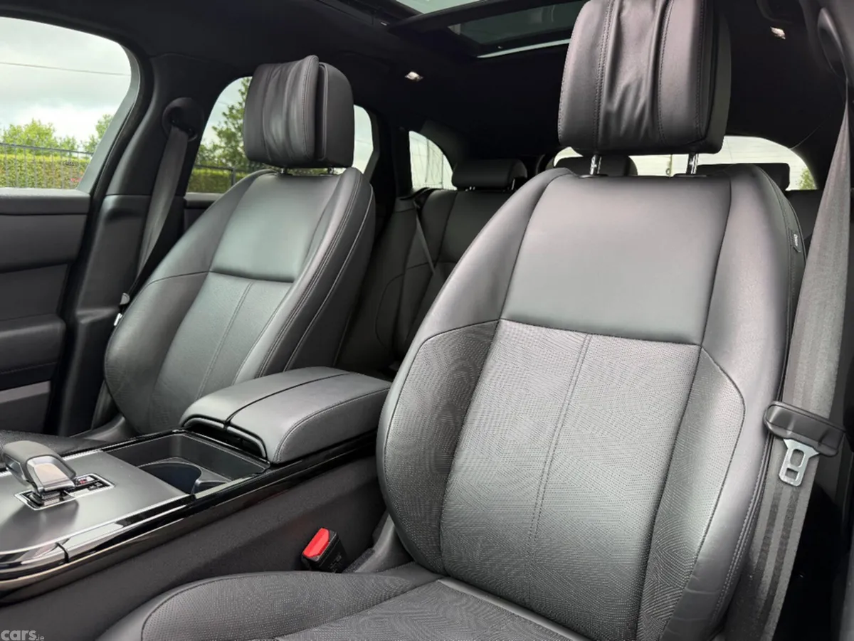 Land Rover Range Rover Velar Estate, Petrol Plug-in Hybrid, 2023, Black