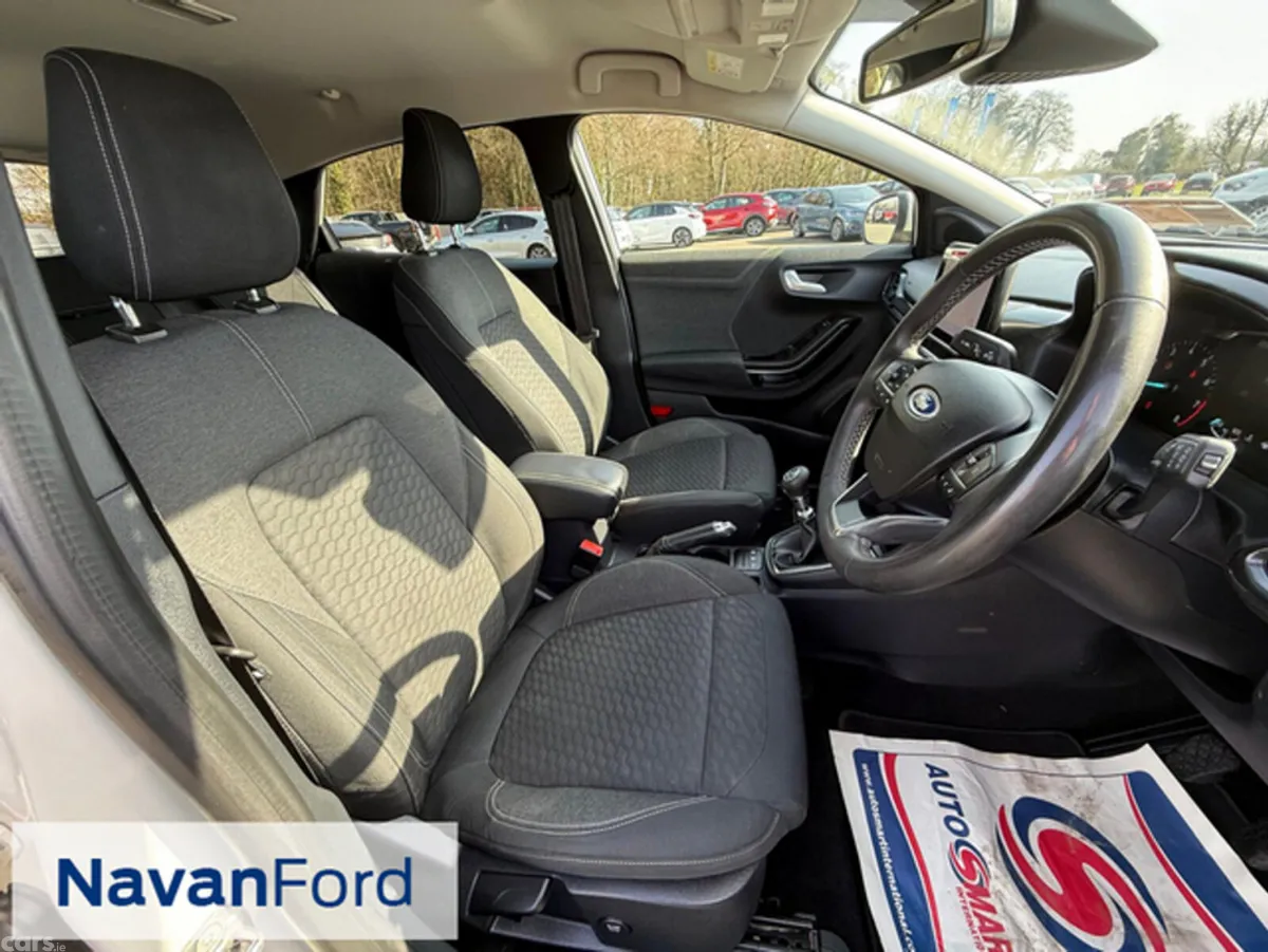 Ford Puma SUV, Petrol Hybrid, 2021, White
