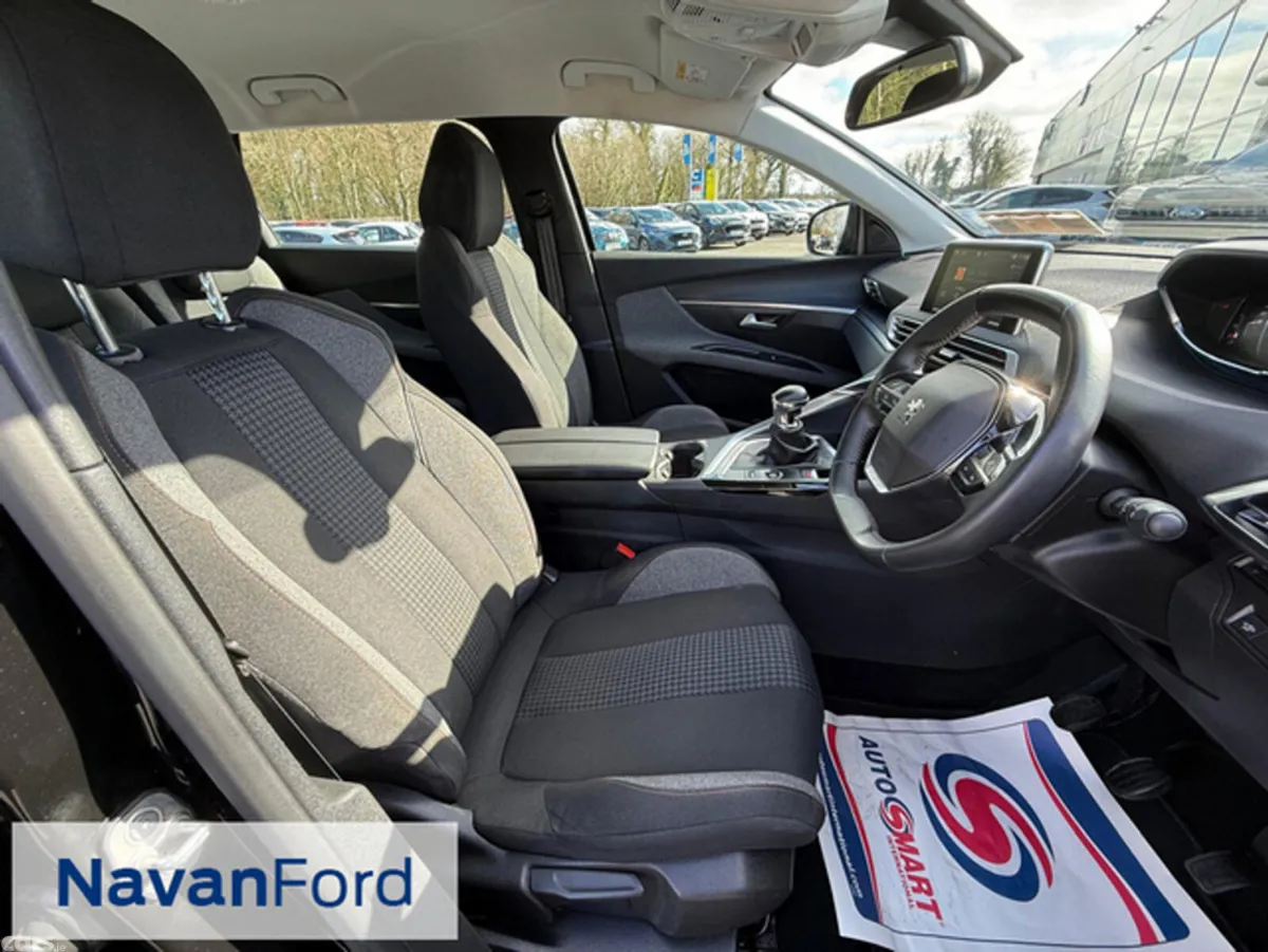 Peugeot 5008 SUV, Diesel, 2021, Black