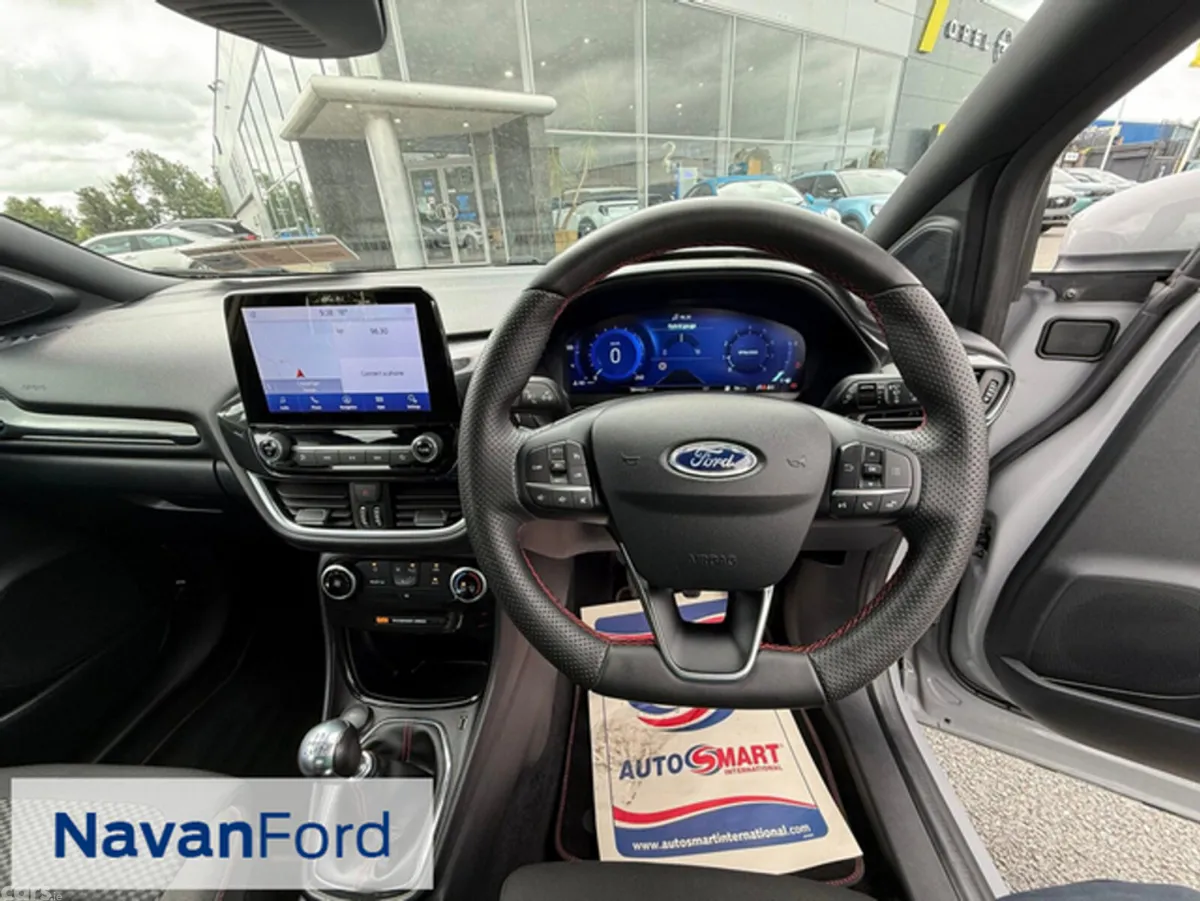 Ford Puma SUV, Petrol Hybrid, 2023, Grey