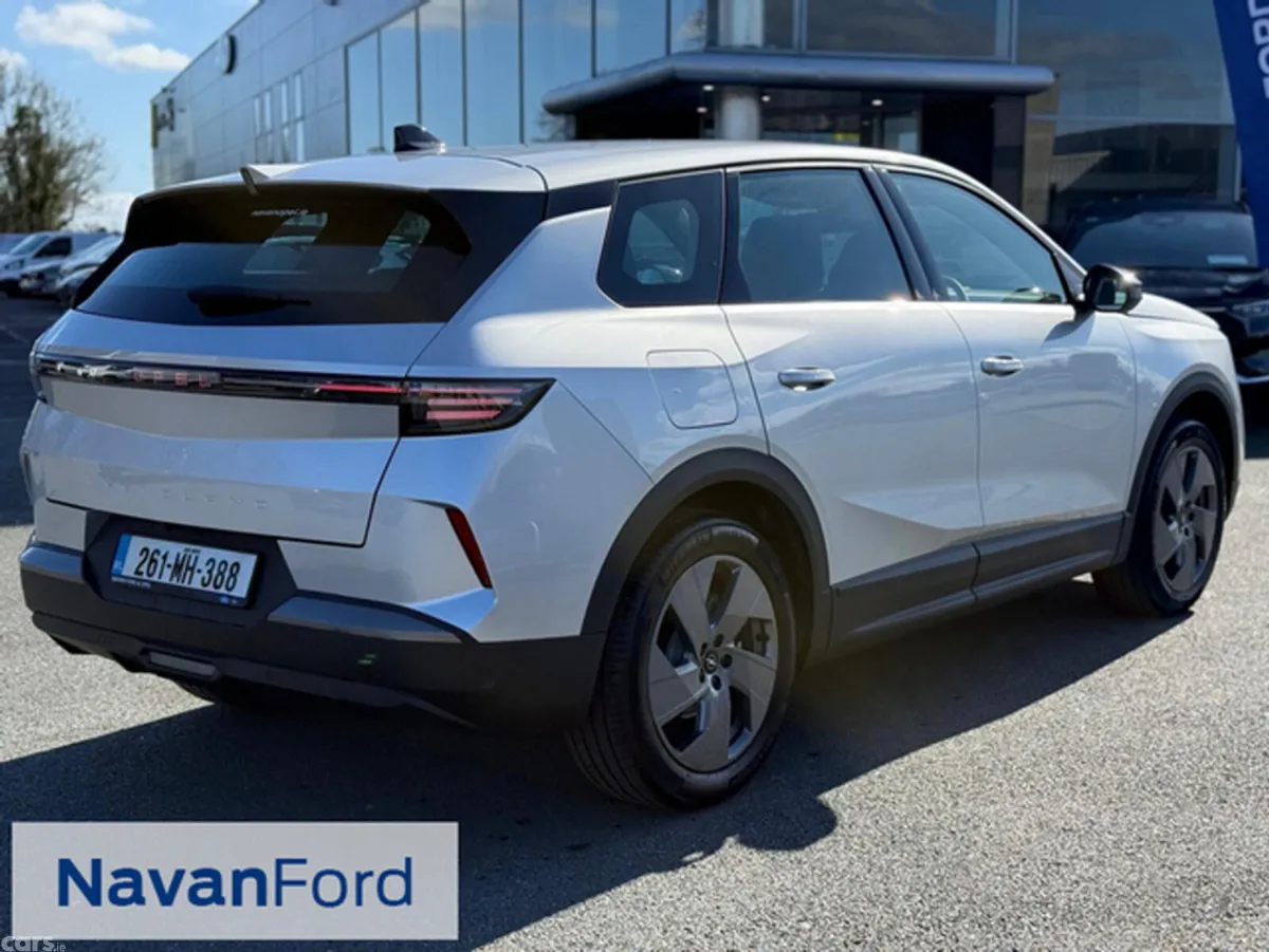 Opel Grandland SUV, Petrol, 2026, Silver