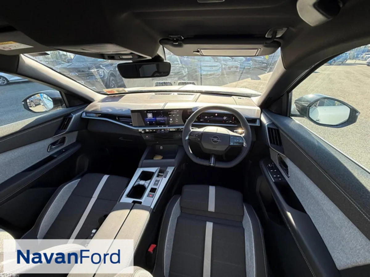 Opel Grandland SUV, Petrol, 2026, Silver