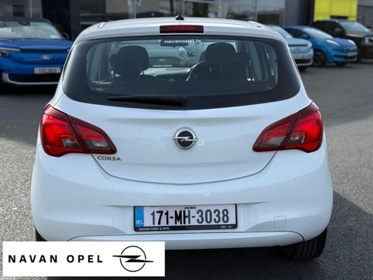 Opel Corsa Hatchback, Petrol, 2017, White