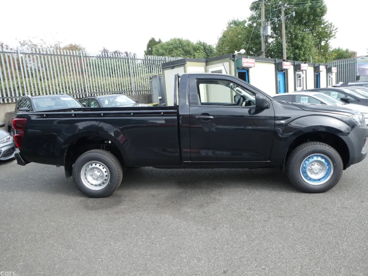Isuzu D-Max Pick Up, Diesel, 2026, Black
