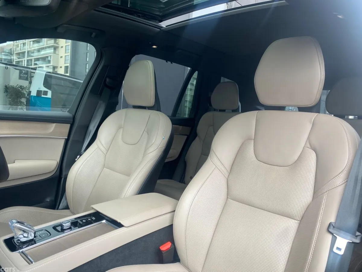Volvo XC90 Estate, Petrol Plug-in Hybrid, 2025, Red
