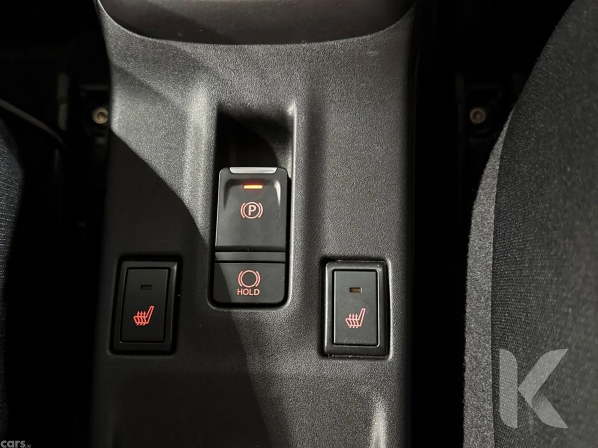 Suzuki Swift Hatchback, Petrol Hybrid, 2024, Red