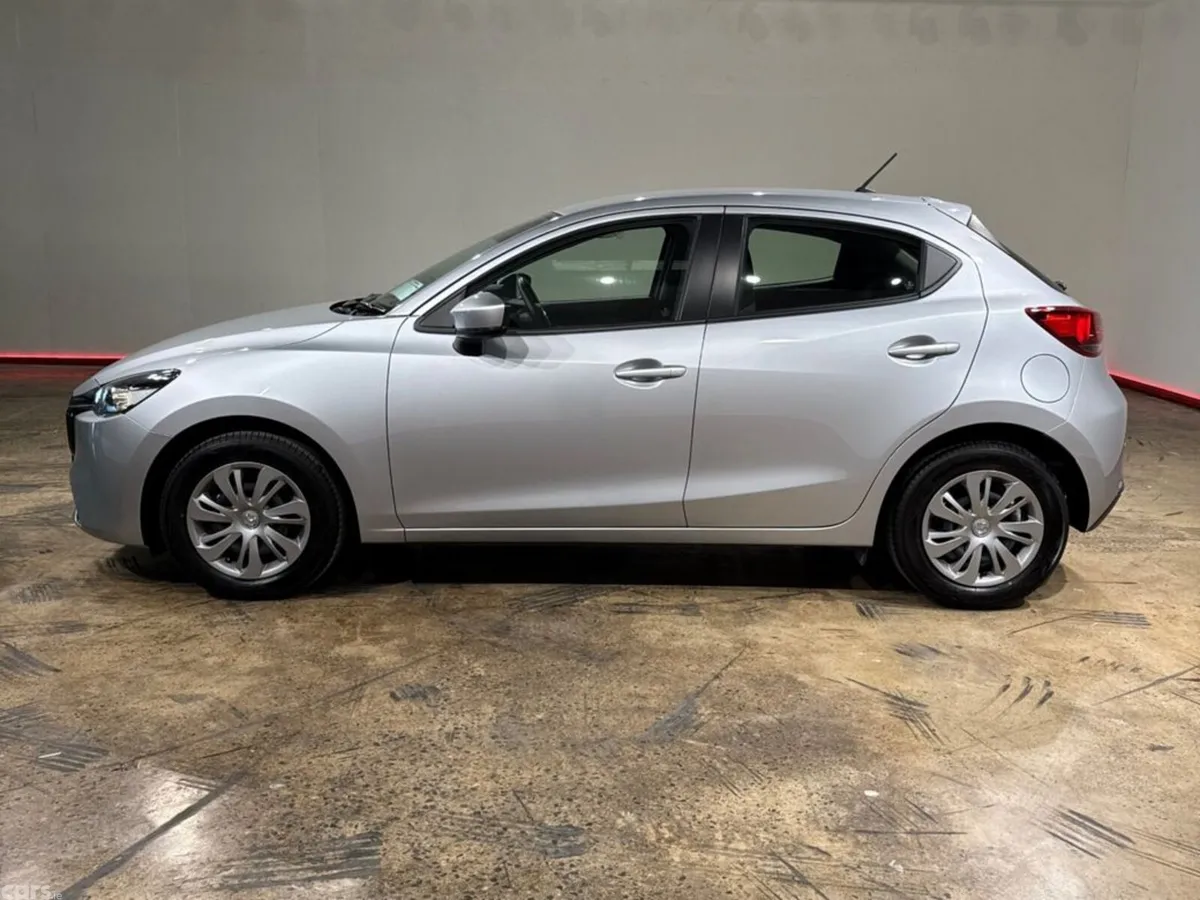 Mazda Mazda2 Hatchback, Petrol, 2024, Silver