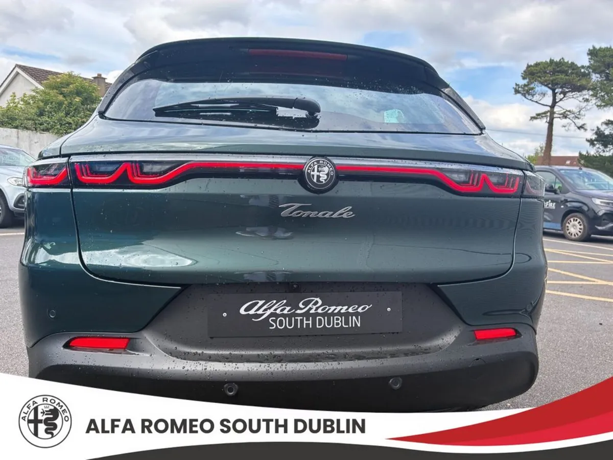 Alfa Romeo Tonale SUV, Petrol Hybrid, 2027, Green