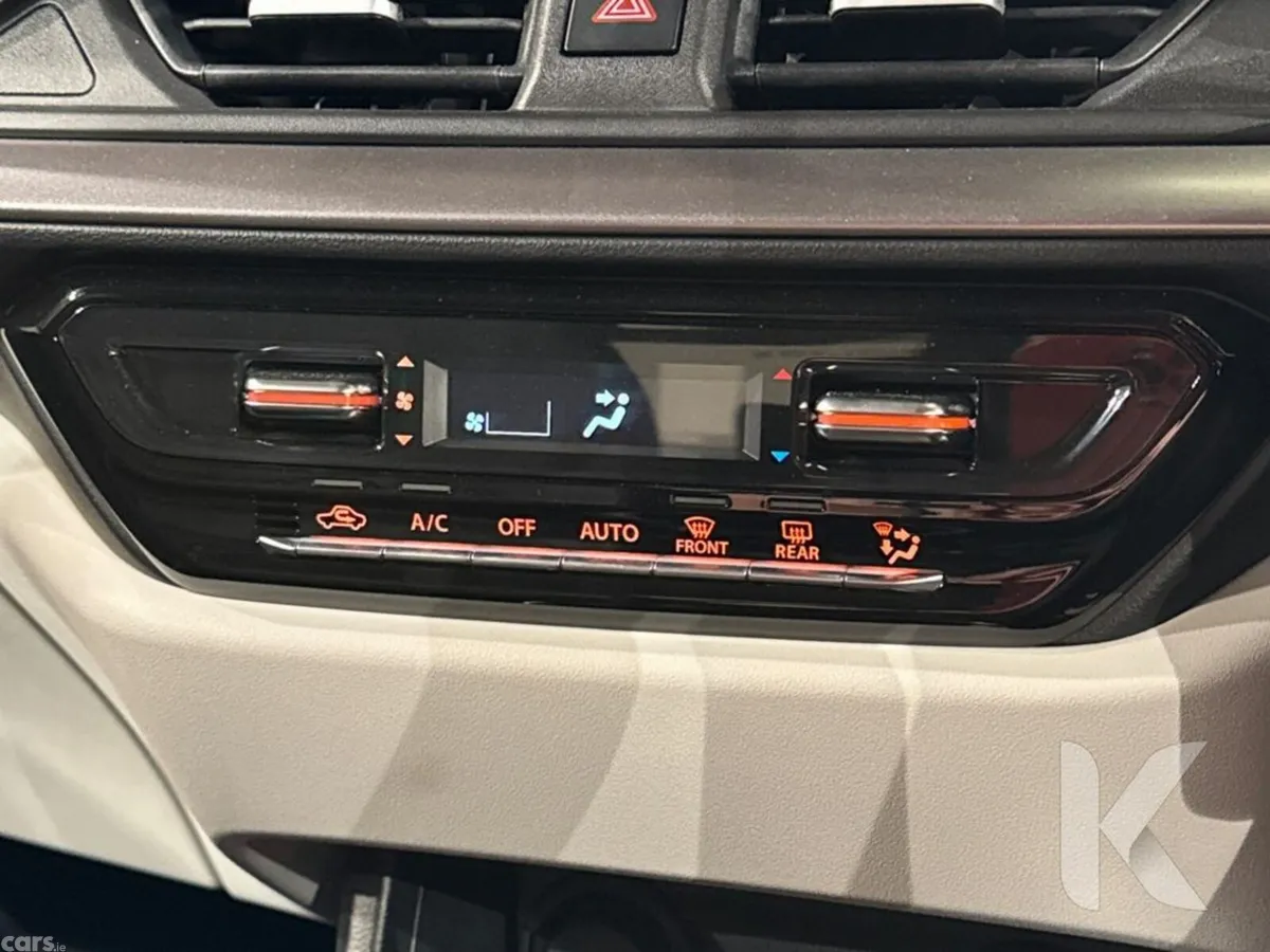 Suzuki Swift Hatchback, Petrol Hybrid, 2024, Silver