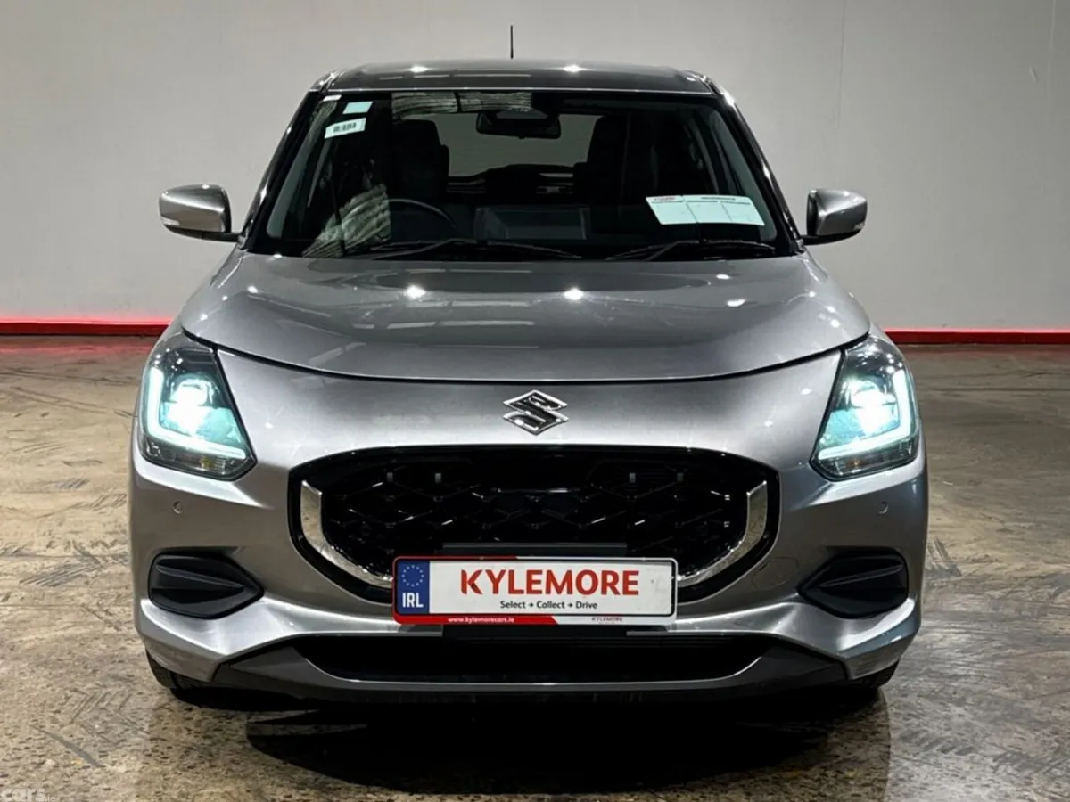 Suzuki Swift Hatchback, Petrol Hybrid, 2024, Silver